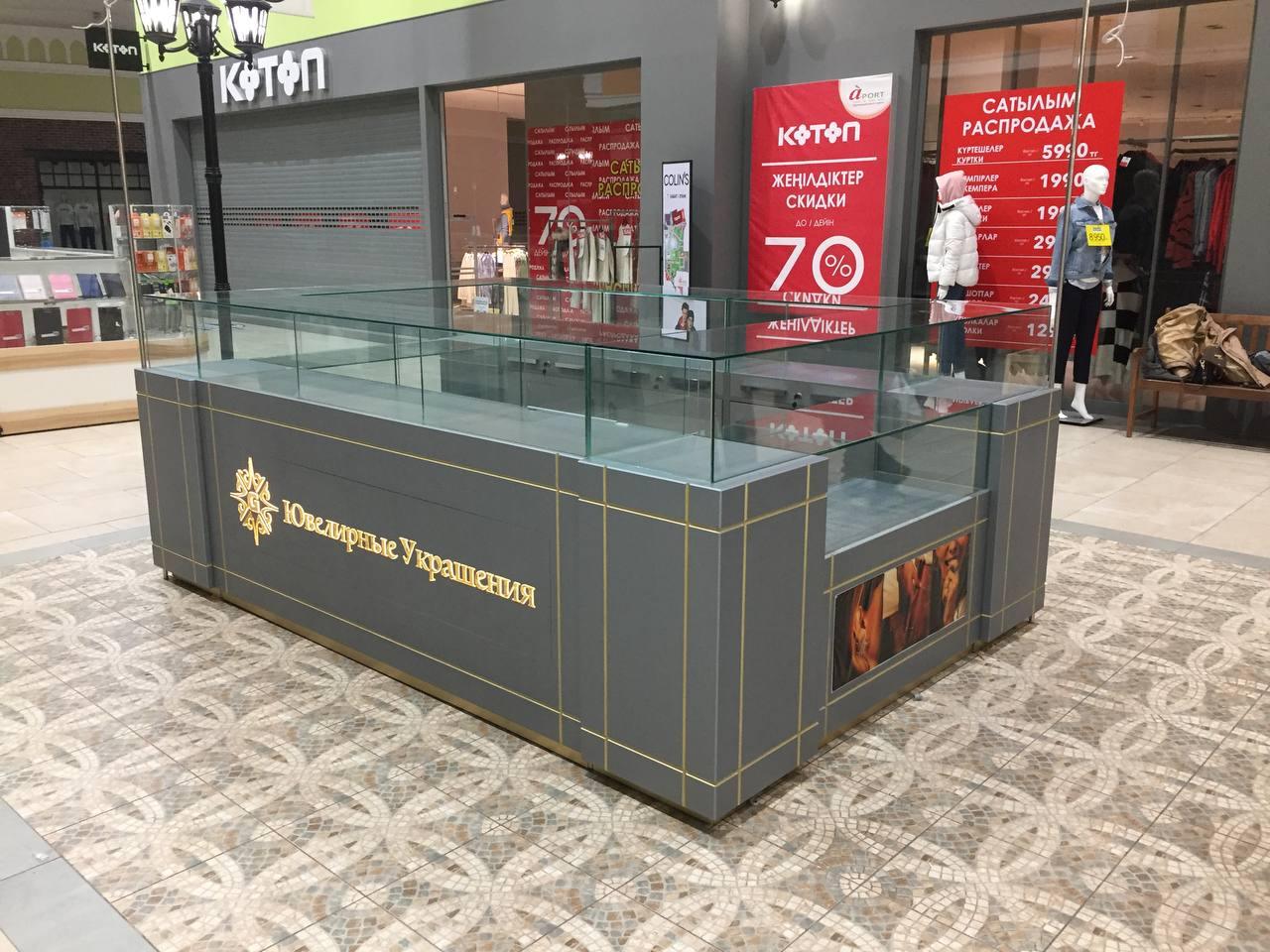 Ювелирный островок в ТРЦ